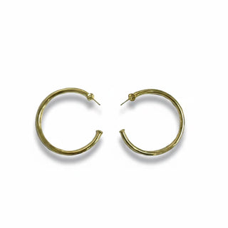 Angled Petit Everybody's Favorite Hoops, Shiny Gold