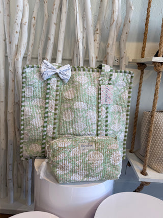 FARYLINA TOILETRY BAG GREEN