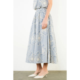 MIDI SKIRT, FLORAL TEXTURED EMB