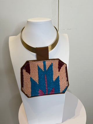 ORIJINAL KILIM NBECKLACE, CHUNKY BRASS, PEACH
