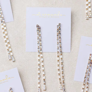 SWINGY TENNIS DUSTER HOLIDAY EARRINGS - DIAMOND