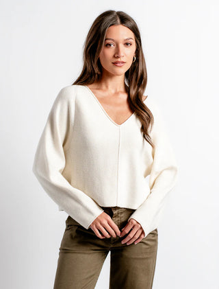 ASIMA 'V' SWEATER, CREAM
