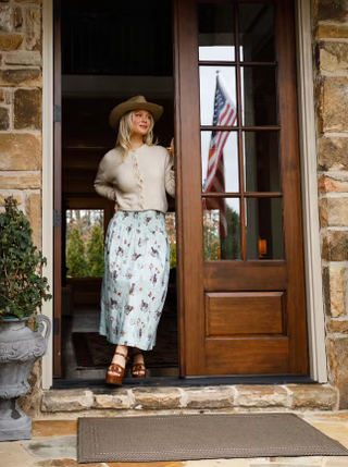 BETSY SKIRT, DOGS & DRAKES