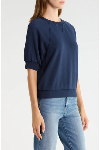 QUEENIE SWEATSHIRT, WASHED NAVY
