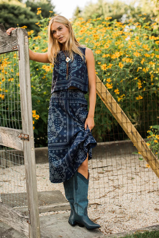 LYDIA SKRT,NAVY/DUSTY BLUE BANDANA